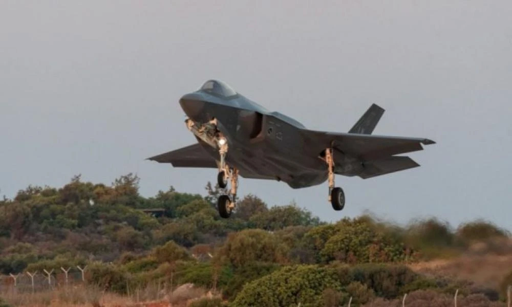 F-35 και Πολεμική Αεροπορία εξοικειώνονται στην άσκηση «POSEIDON’S RAGE 22» – Οι πρώτες εικόνες